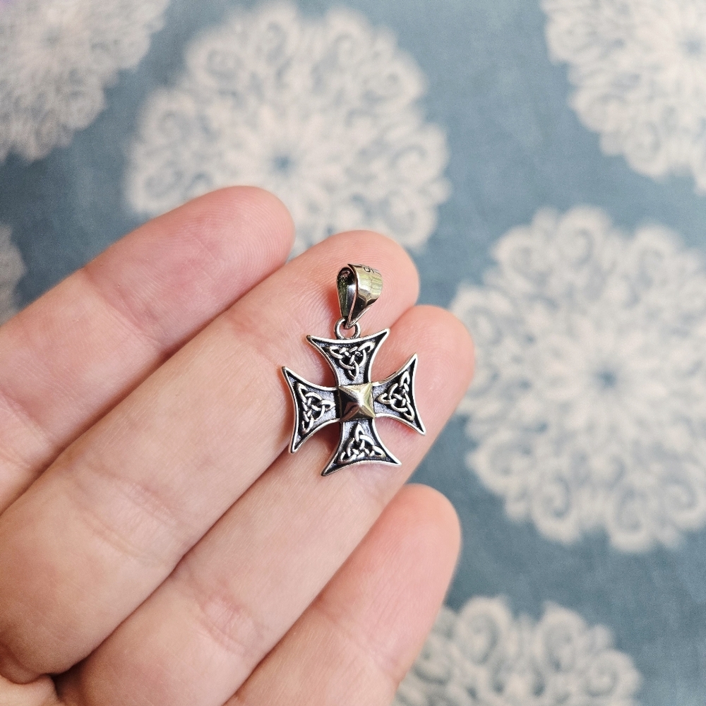 New Solid 925 Sterling Silver Celtic Cross Pendant